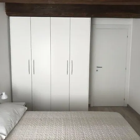 Moderno Affaccio Su Via Mazzini Apartment