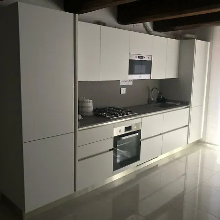 Moderno Affaccio Su Via Mazzini Ferrara