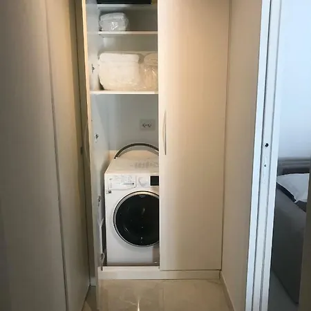 Moderno Affaccio Su Via Mazzini Ferrara