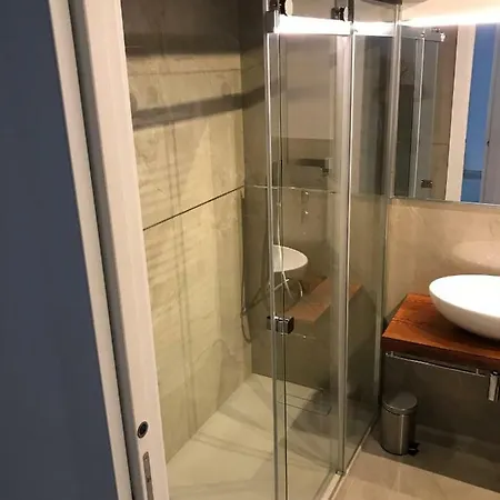 Moderno Affaccio Su Via Mazzini Apartment